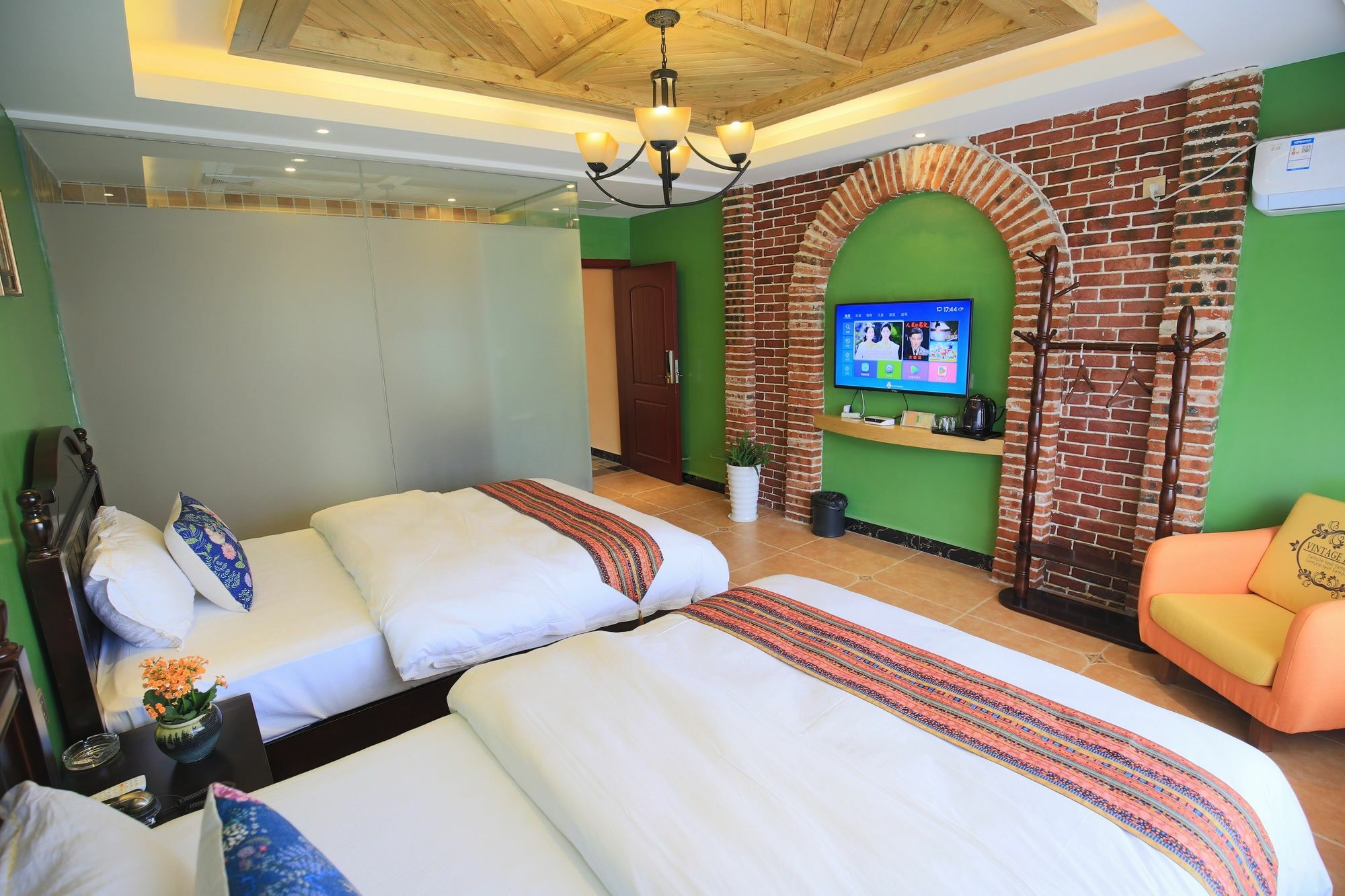 The Time On The Cloud Theme Inn Wulingyuan Exterior photo